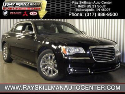 2012 Chrysler 300C  Base