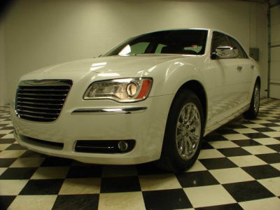 2011 Chrysler 300C