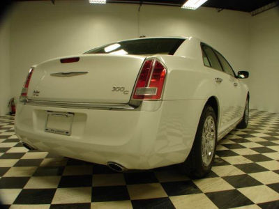 2011 Chrysler 300C