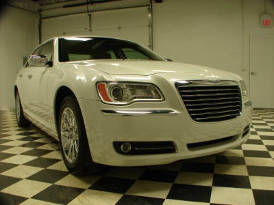 2011 Chrysler 300C