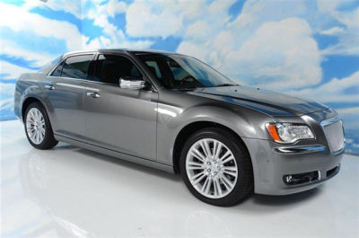 2011 Chrysler 300C  Base