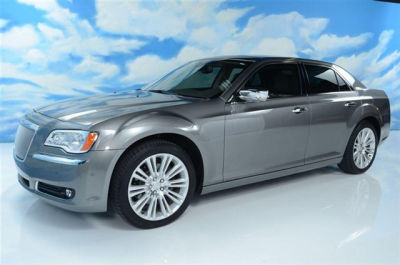 2011 Chrysler 300C  Base