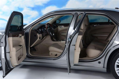 2011 Chrysler 300C  Base