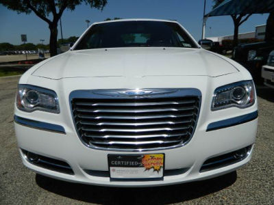 2013 Chrysler 300C