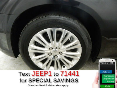 2011 Chrysler 300C  Base