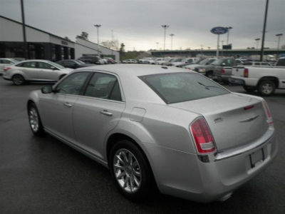 2012 Chrysler 300C  Base