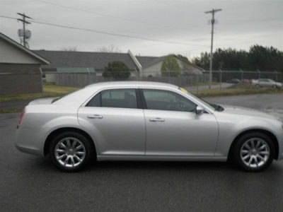 2012 Chrysler 300C  Base