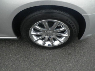 2012 Chrysler 300C  Base