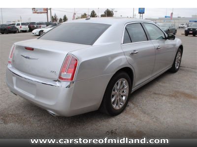 2011 Chrysler 300C