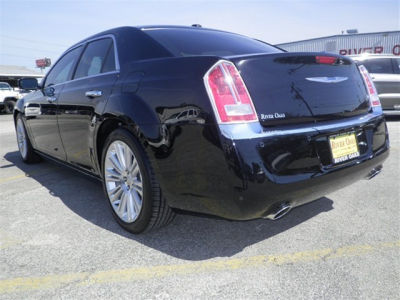 2012 Chrysler 300C  Base