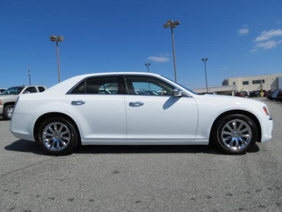 2012 Chrysler 300C  Base