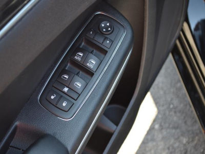 2013 Chrysler 300C Base