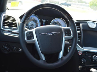 2013 Chrysler 300C Base