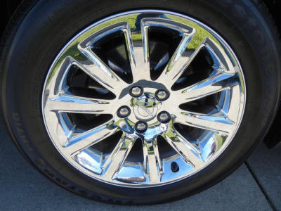 2012 Chrysler 300C  Base