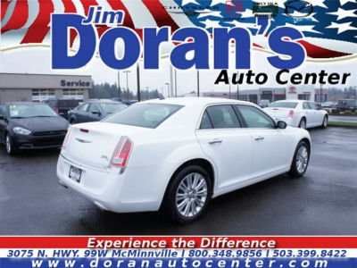 2012 Chrysler 300C  Base