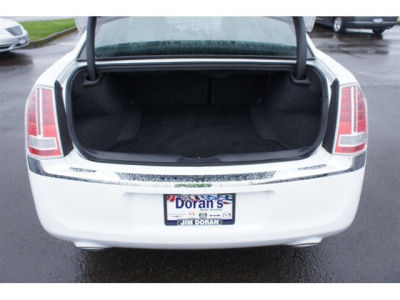 2012 Chrysler 300C  Base