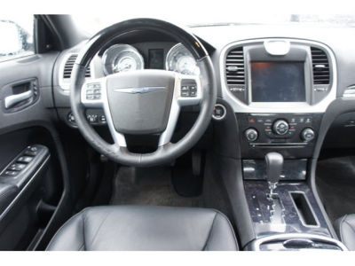 2012 Chrysler 300C  Base