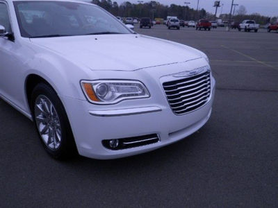 2012 Chrysler 300C  Base
