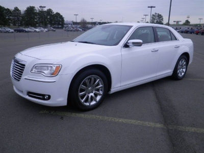 2012 Chrysler 300C  Base