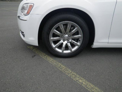 2012 Chrysler 300C  Base