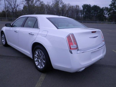 2012 Chrysler 300C  Base