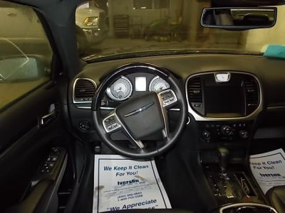 2012 Chrysler 300C