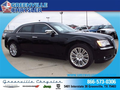 2011 Chrysler 300C  Base