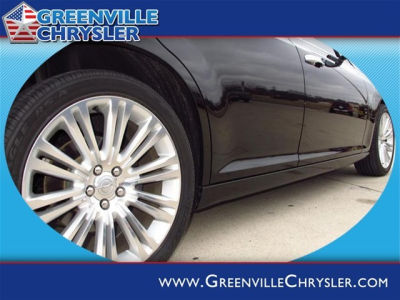 2011 Chrysler 300C  Base