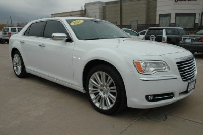 2011 Chrysler 300C  Base