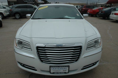 2011 Chrysler 300C  Base