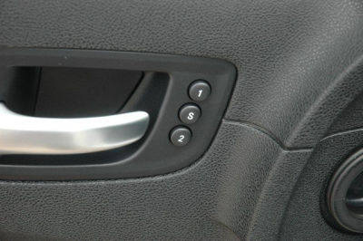 2011 Chrysler 300C  Base