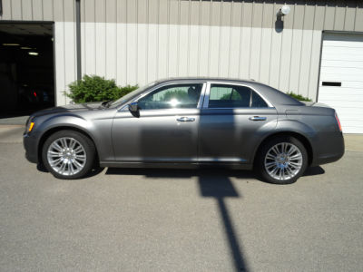 2011 Chrysler 300C  Base