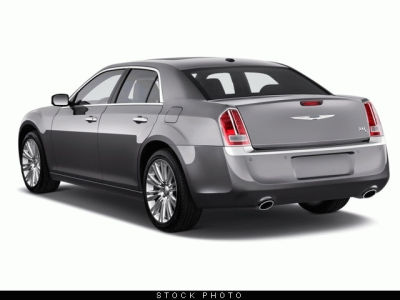 2013 Chrysler 300C  Base