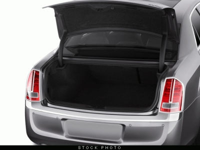 2013 Chrysler 300C  Base