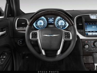 2013 Chrysler 300C  Base