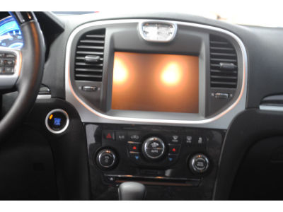 2012 Chrysler 300C  Base