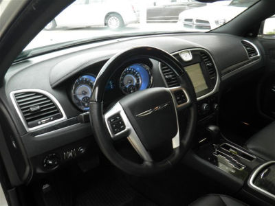 2012 Chrysler 300C