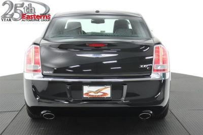 2012 Chrysler 300C  Base