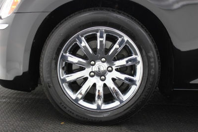 2012 Chrysler 300C  Base