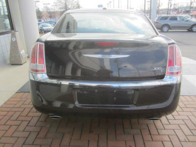 2012 Chrysler 300C