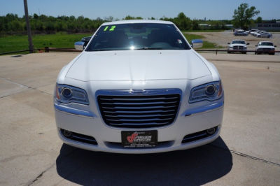 2012 Chrysler 300C  Base