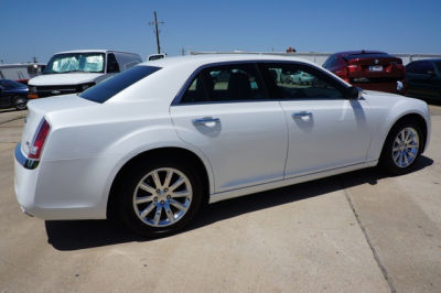 2012 Chrysler 300C  Base