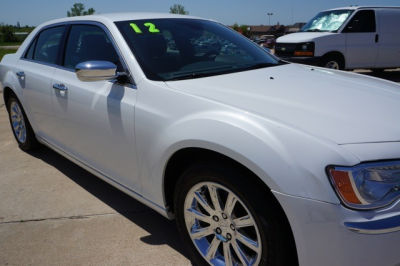 2012 Chrysler 300C  Base