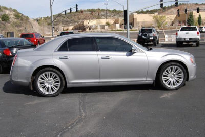 2011 Chrysler 300C  Base