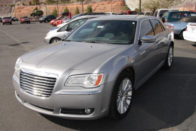2011 Chrysler 300C  Base