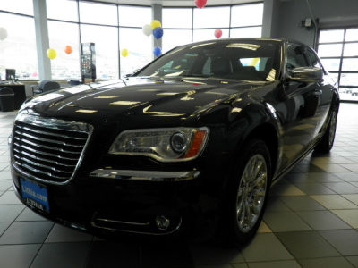 2011 Chrysler 300C  Base