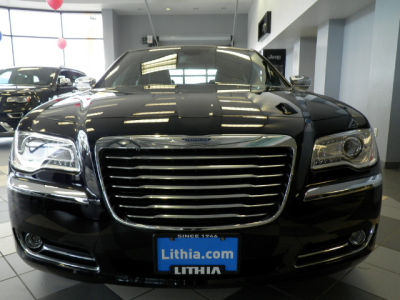 2011 Chrysler 300C  Base