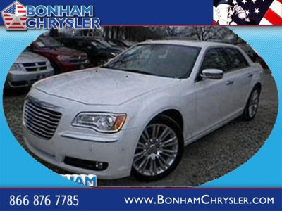 2011 Chrysler 300C  Base