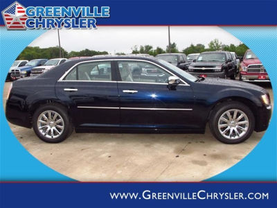 2011 Chrysler 300C  Base