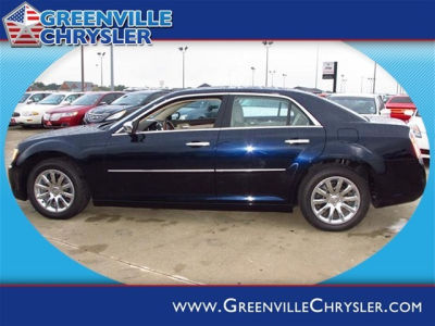 2011 Chrysler 300C  Base